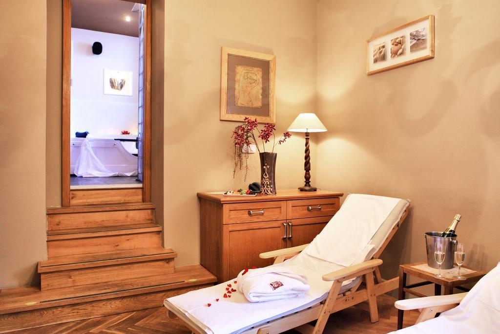 Boutique Hotel Nautilus Табор Екстериор снимка